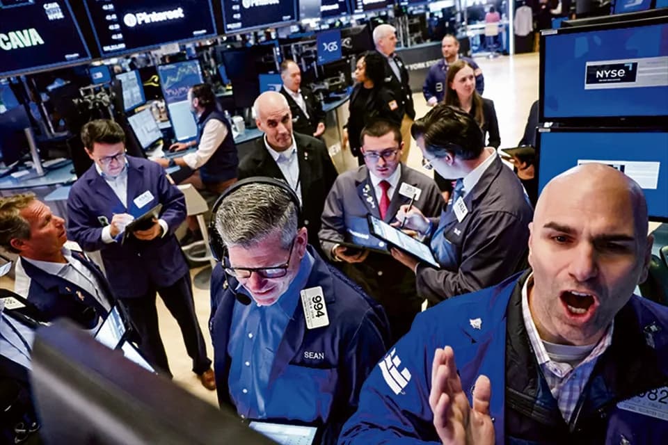 Bolsa de Lisboa inicia sessão em alta com Ibersol e EDP Renováveis entre os destaques