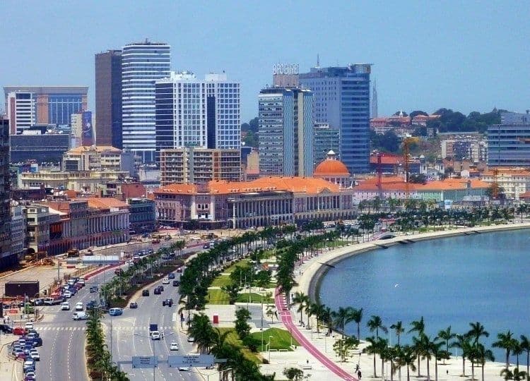 Empreendedores de Luanda desafiados a mostrar valências em Outubro na Baia da Marginal