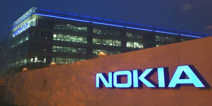 Nokia mais do que duplica lucro líquido para 240 milhões de euros até Setembro