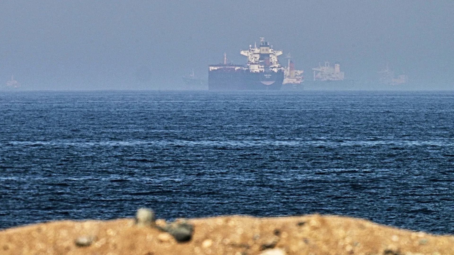 Irão e Omã acordam rota marítima no Estreito de Ormuz enquanto persistem divergências com os EUA