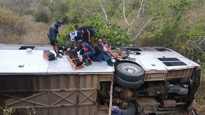 Novo acidente no Cuanza Sul deixa 32 passageiros feridos três dos quais em Estado grave