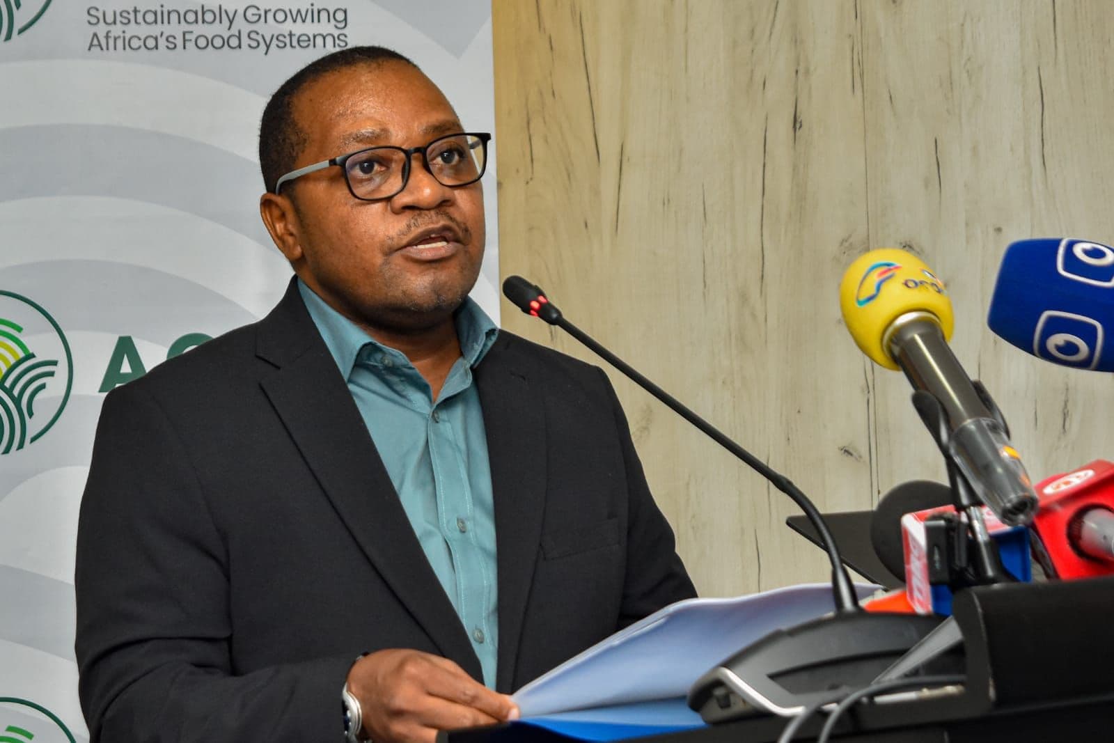 Opinião: Investir no sistema nacional de sementes é apostar na resiliência e na soberania alimentar de Moçambique